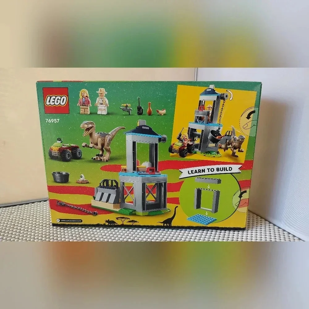 Lego 76957 velociraptor